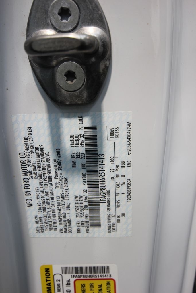 Used 2024 White Ford EcoBoost Premium image 29