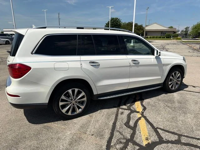 Used 2015 White Mercedes-Benz GL 350 image 4