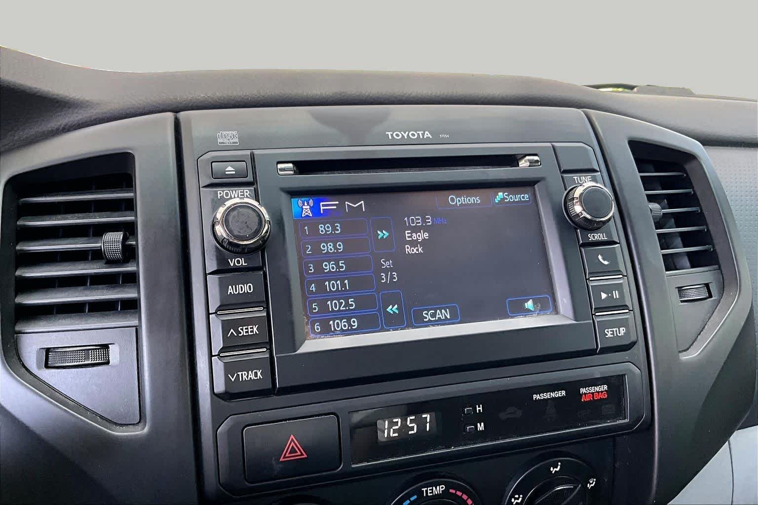 Used 2013 Super White Toyota  image 23