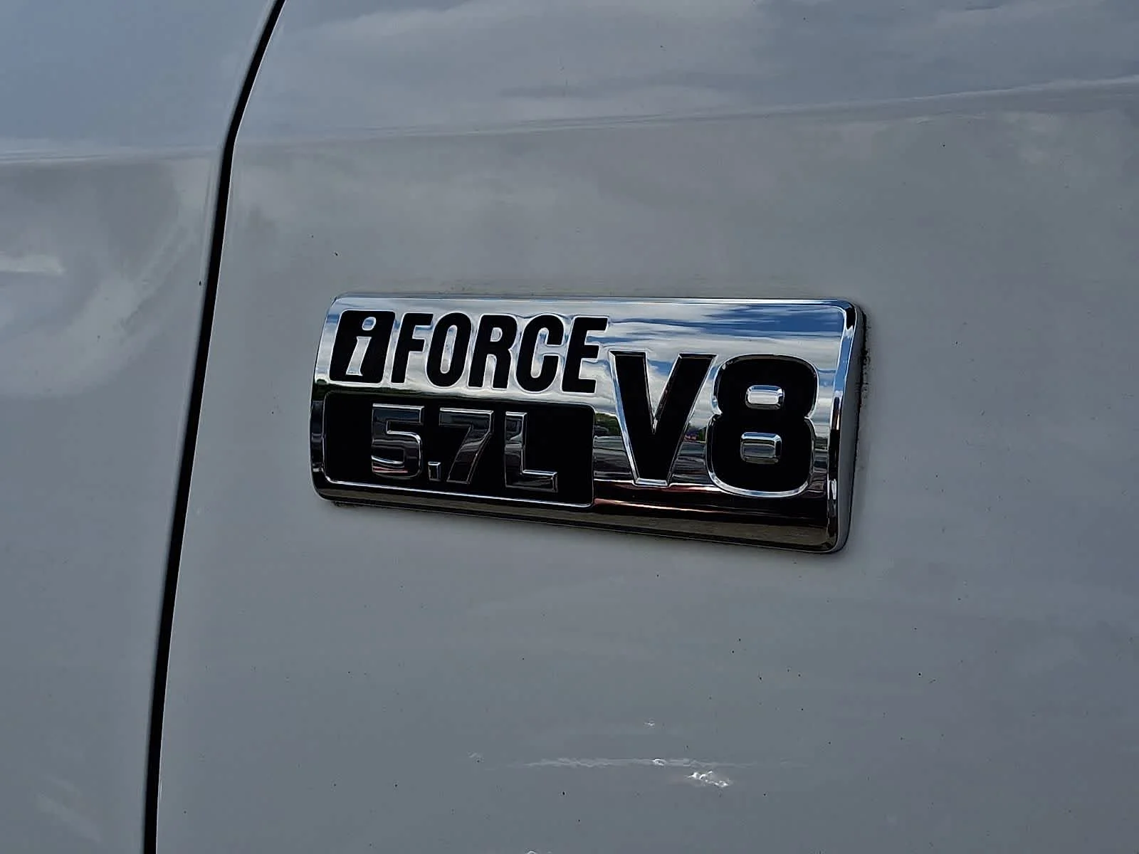 Certified Used 2021 Super White Toyota SR5 image 37