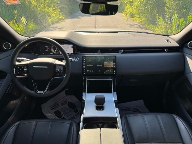Certified Used 2024 Fuji White Land Rover S image 21