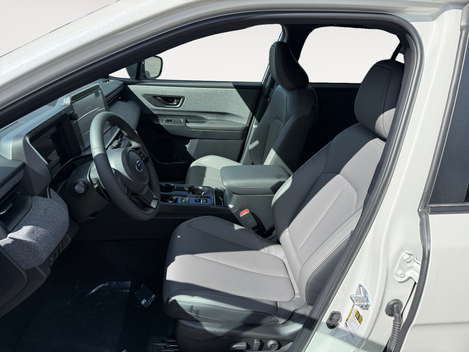New 2026 CRYSTAL WHITE PEARL Subaru Limited image 10