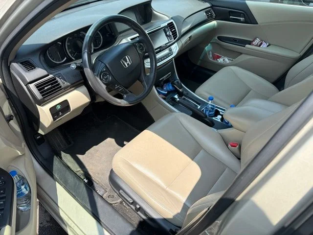 Used 2013 Gold Honda EX-L image 3