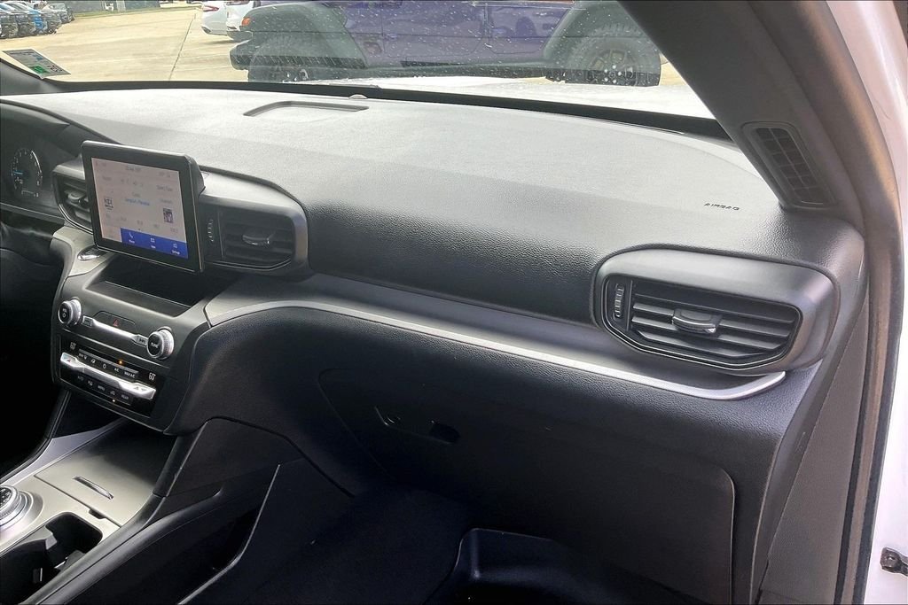 Used 2020 White Ford XLT image 15