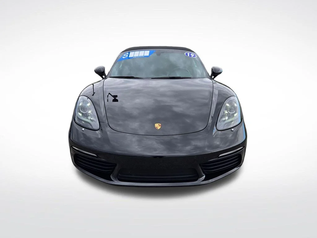 Used 2019 Black Porsche Base image 9
