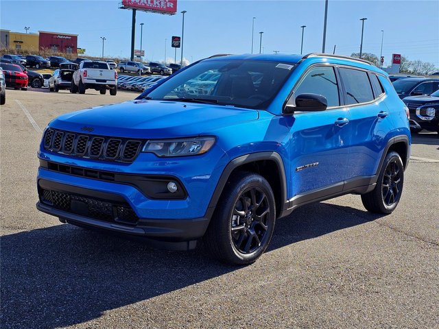 2026 Jeep Compass Latitude Altitude