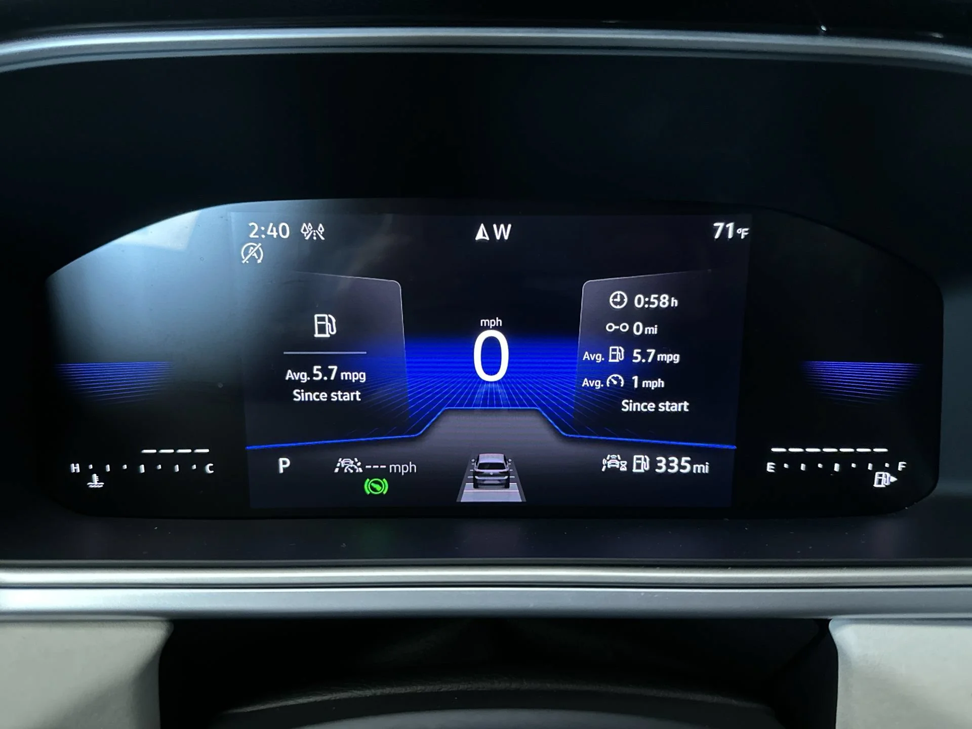 Used 2025 Pure White Volkswagen SE image 17