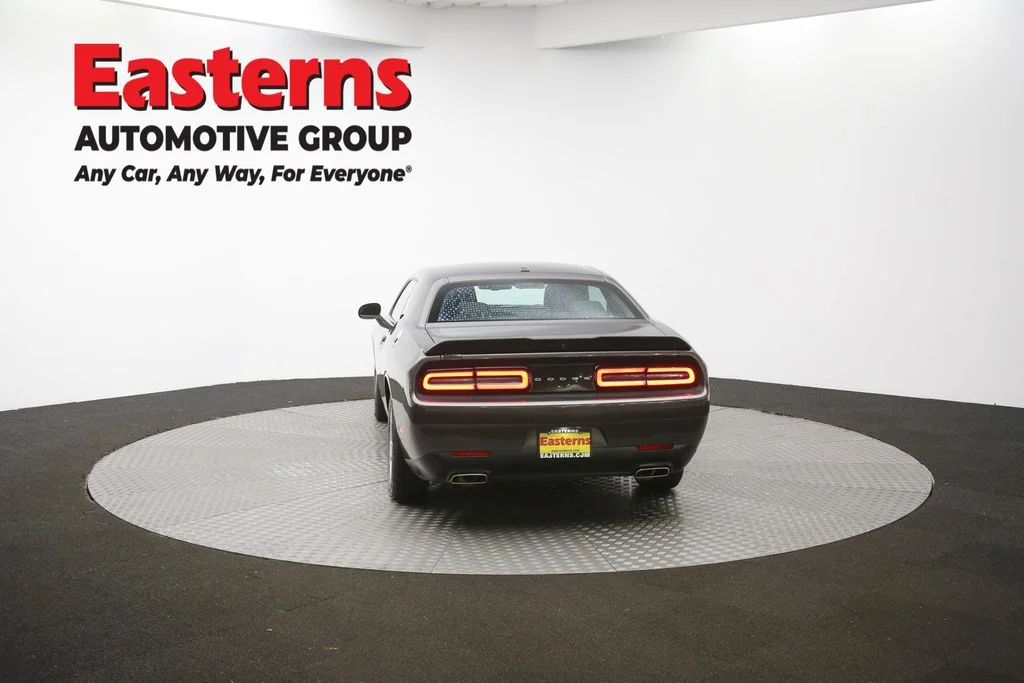 Used 2023 Gray Dodge SXT image 34