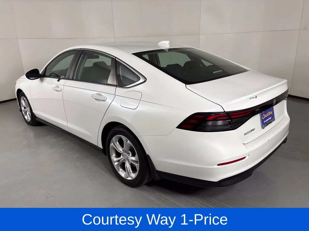 Used 2024 White Honda LX image 8