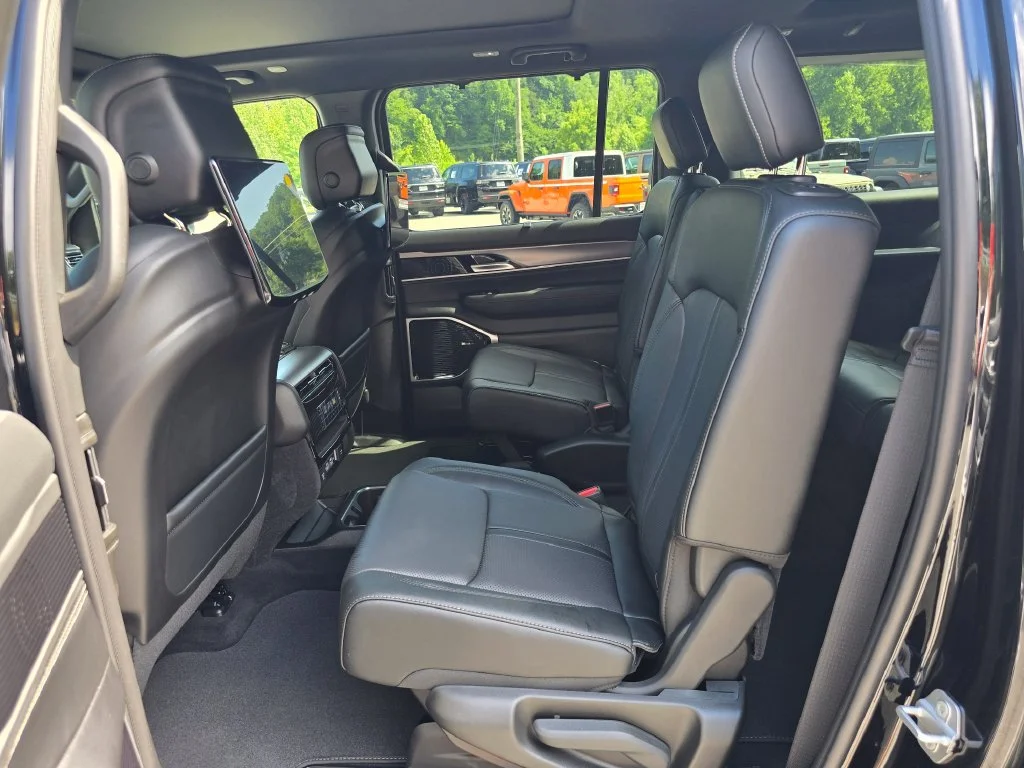 New 2026 Black Jeep Limited Reserve image 10