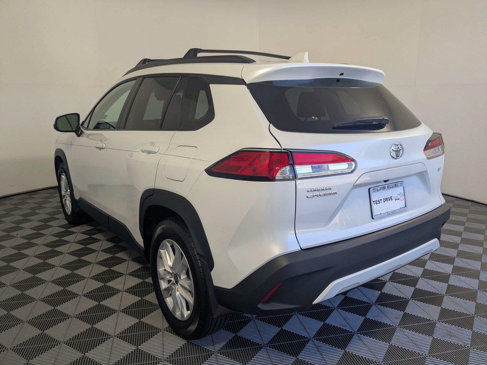 Certified Used 2023 Wind Chill Pearl Toyota LE image 7