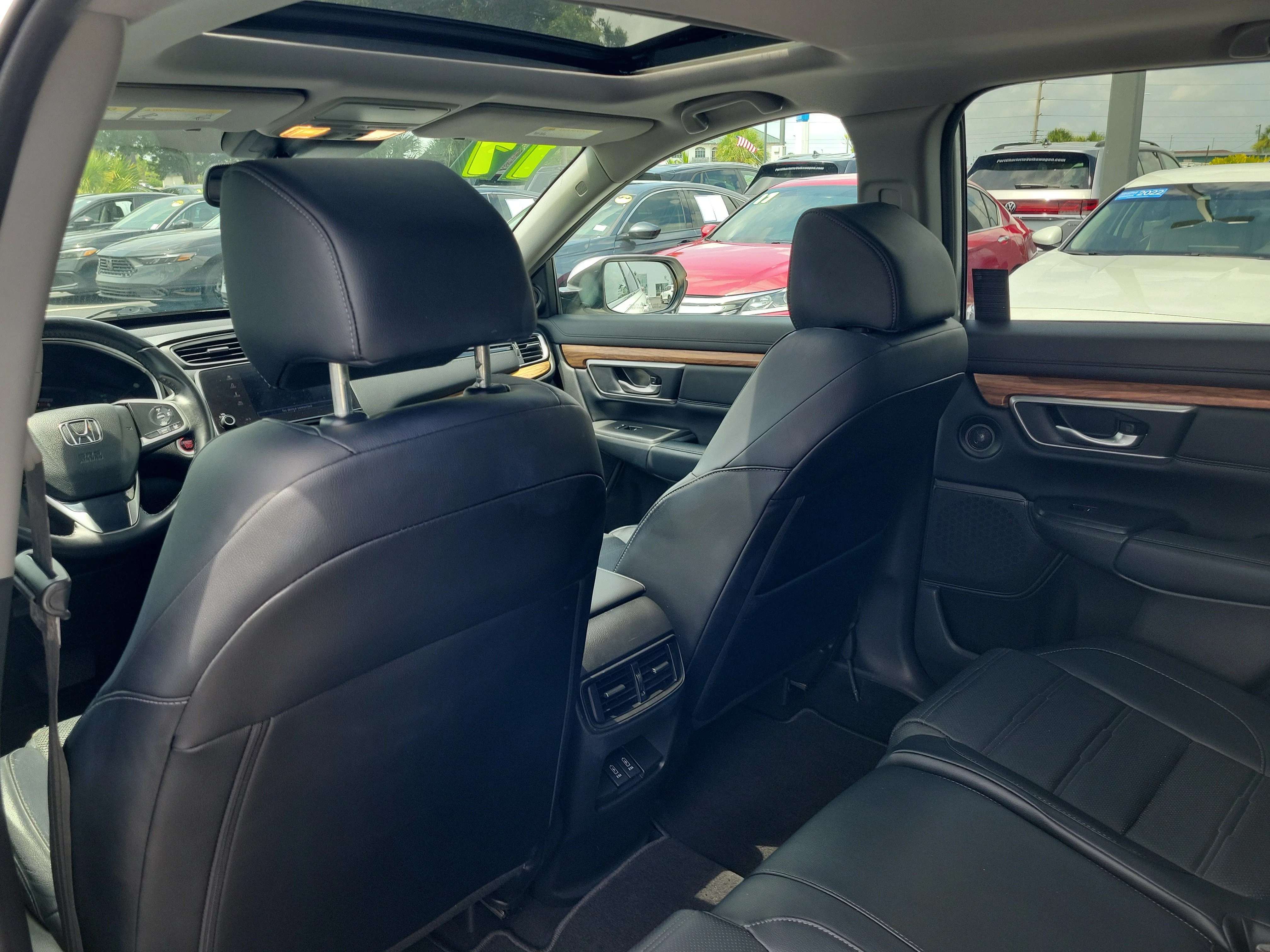 Used 2017 White Honda EX-L image 15