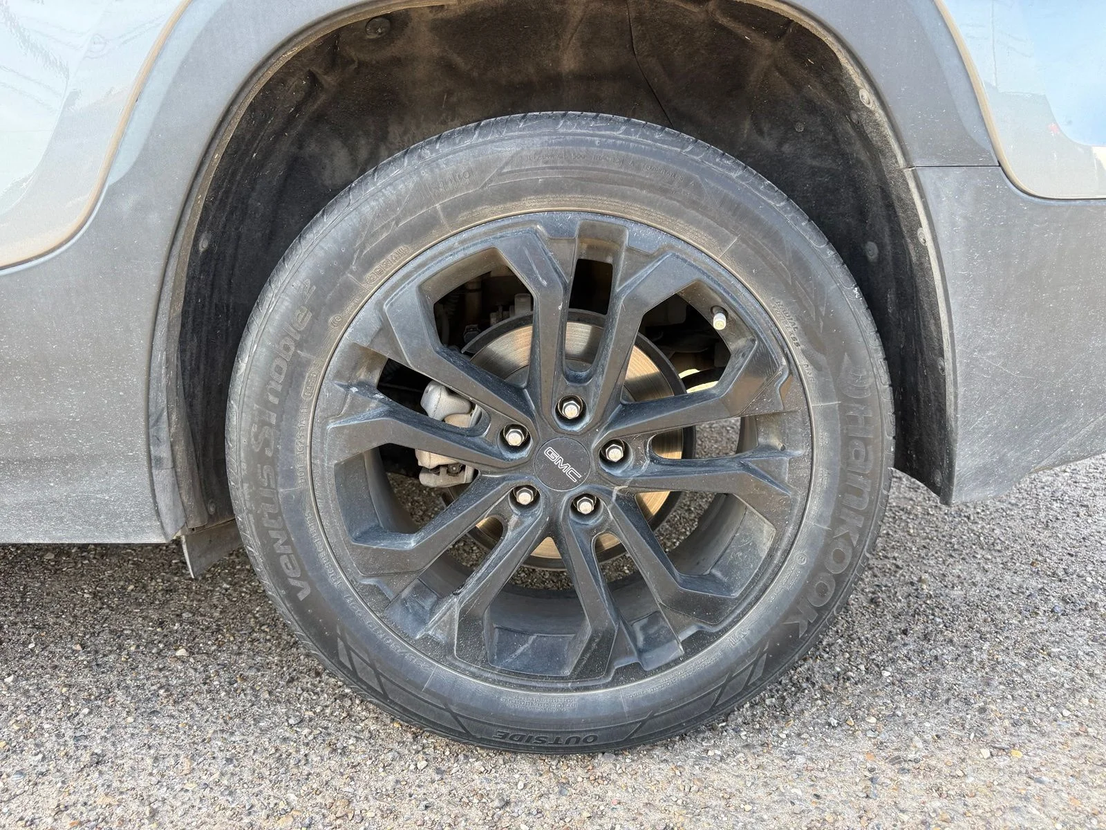 Used 2020 Gray GMC SLT image 15