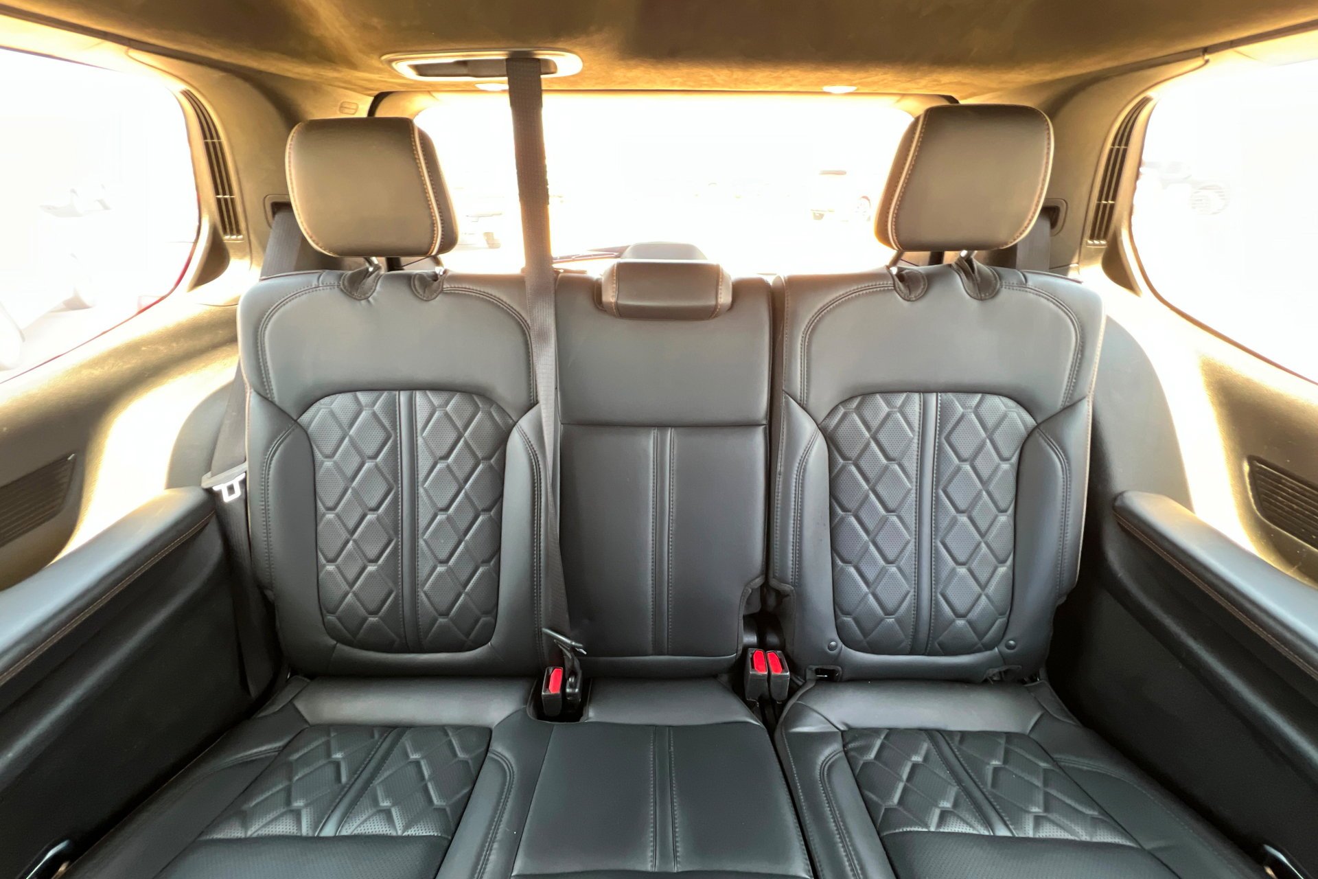 Used 2022 Bright White Clearcoat Jeep Series III image 23