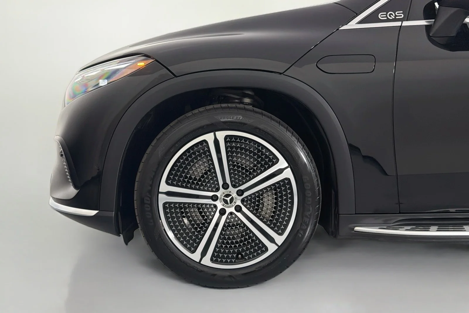 Certified Used 2024 Black Mercedes-Benz EQS 450 image 11