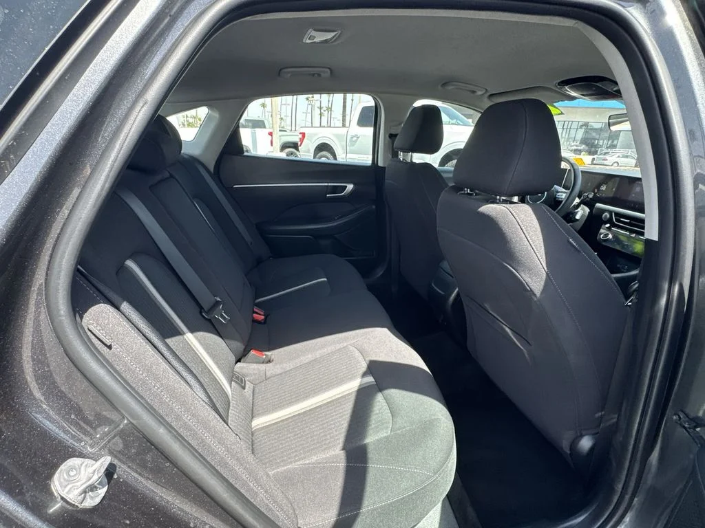 Used 2025 Gray Hyundai SEL image 26