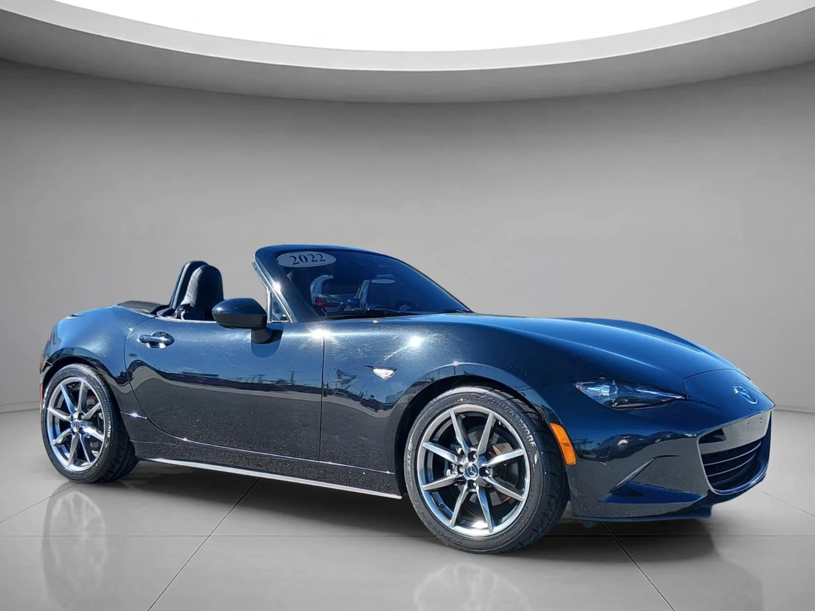Used 2022 Jet Black Mica Mazda Grand Touring image 8