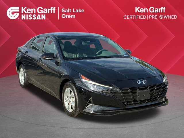 2023 Hyundai Elantra SE