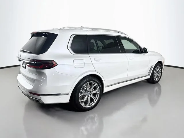 New 2027 Mineral White Metallic BMW xDrive40i image 7