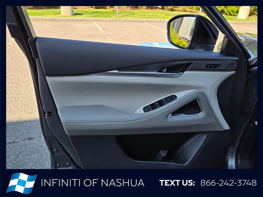 New 2027 GRAPHITE SHADOW INFINITI Luxe AWD image 8