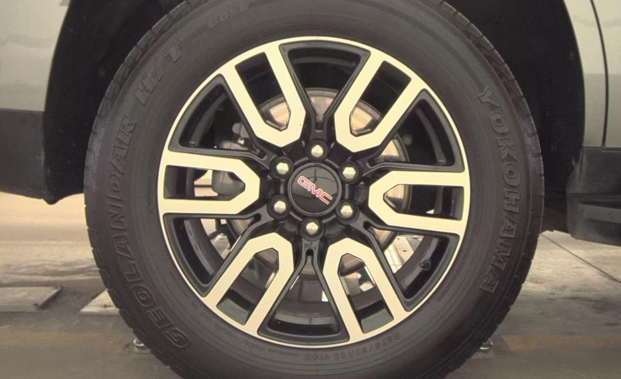 Used 2024 Silver GMC AT4 image 10