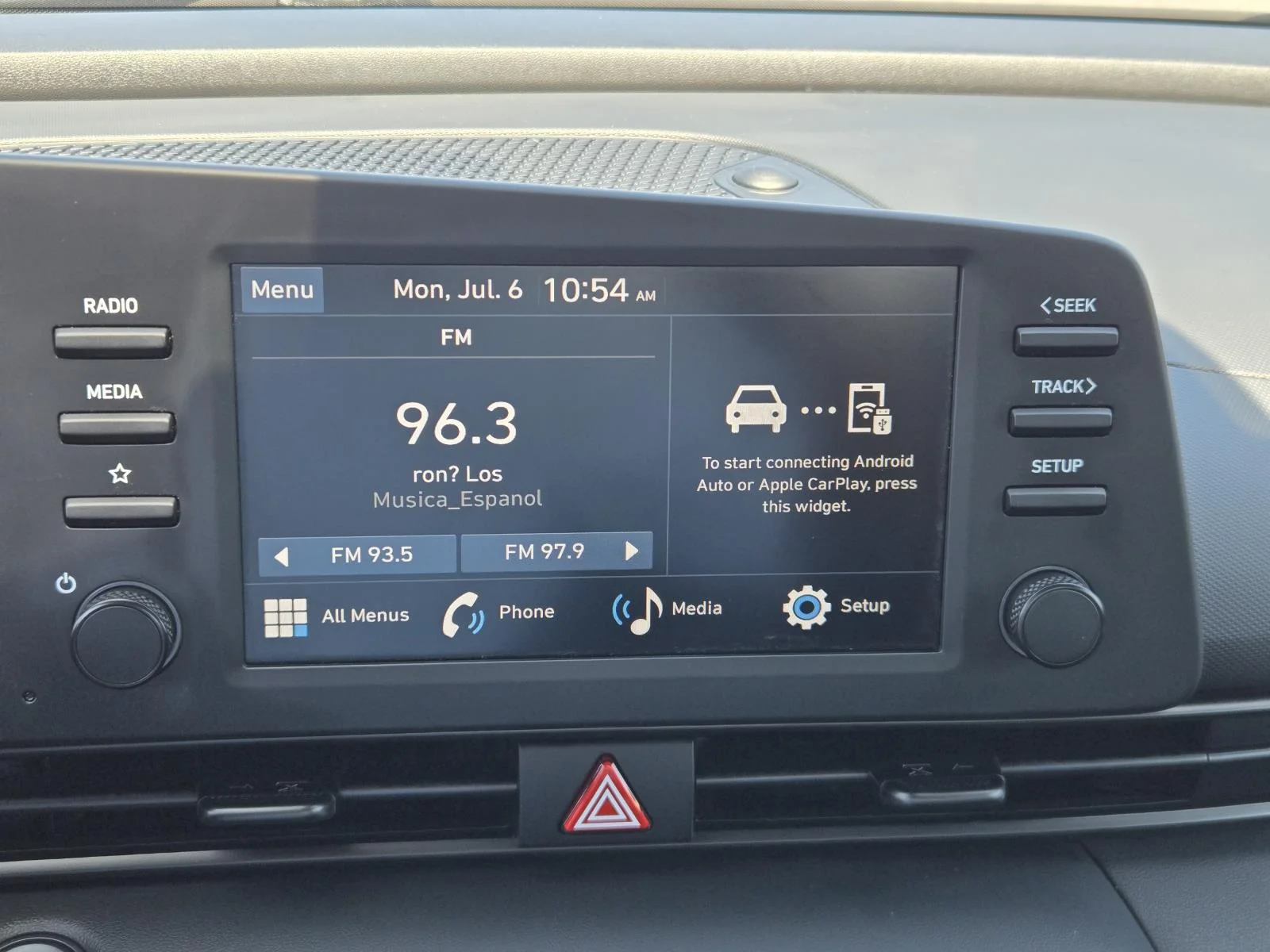 Used 2025 Ultimate Red Hyundai SEL Sport IVT image 10
