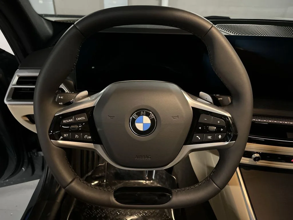 2025 BMW 3 Series 330i - Photo 14