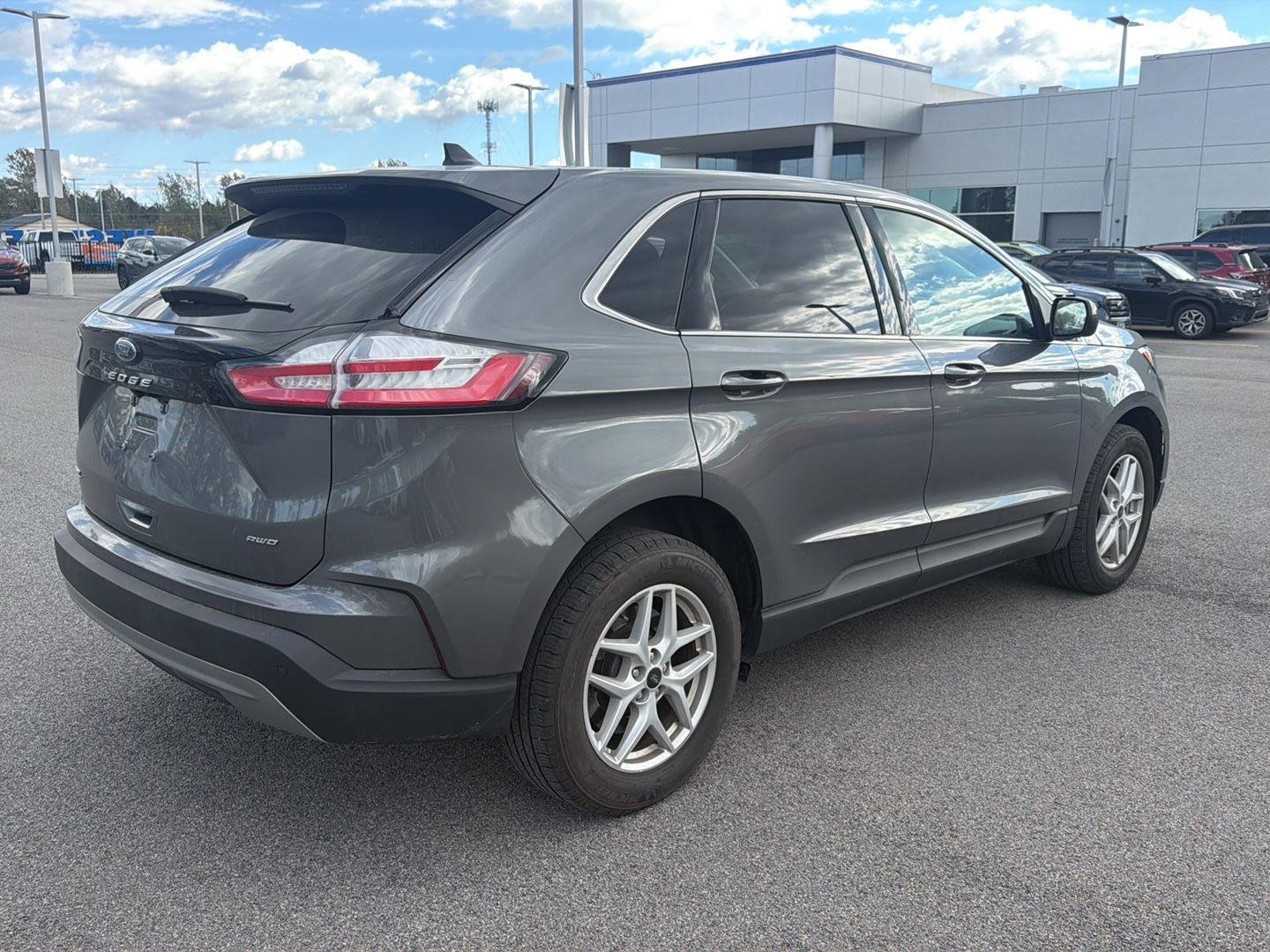 Used 2024 Carbonized Gray Ford SEL image 3