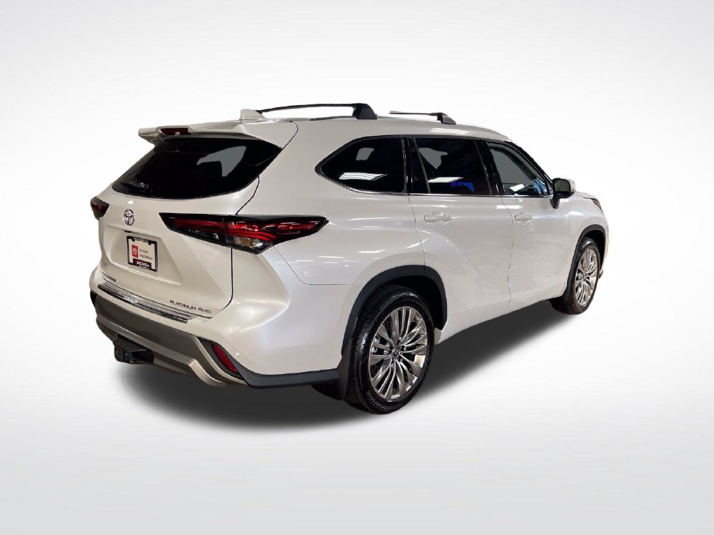 Used 2026 Beige Toyota Platinum image 5