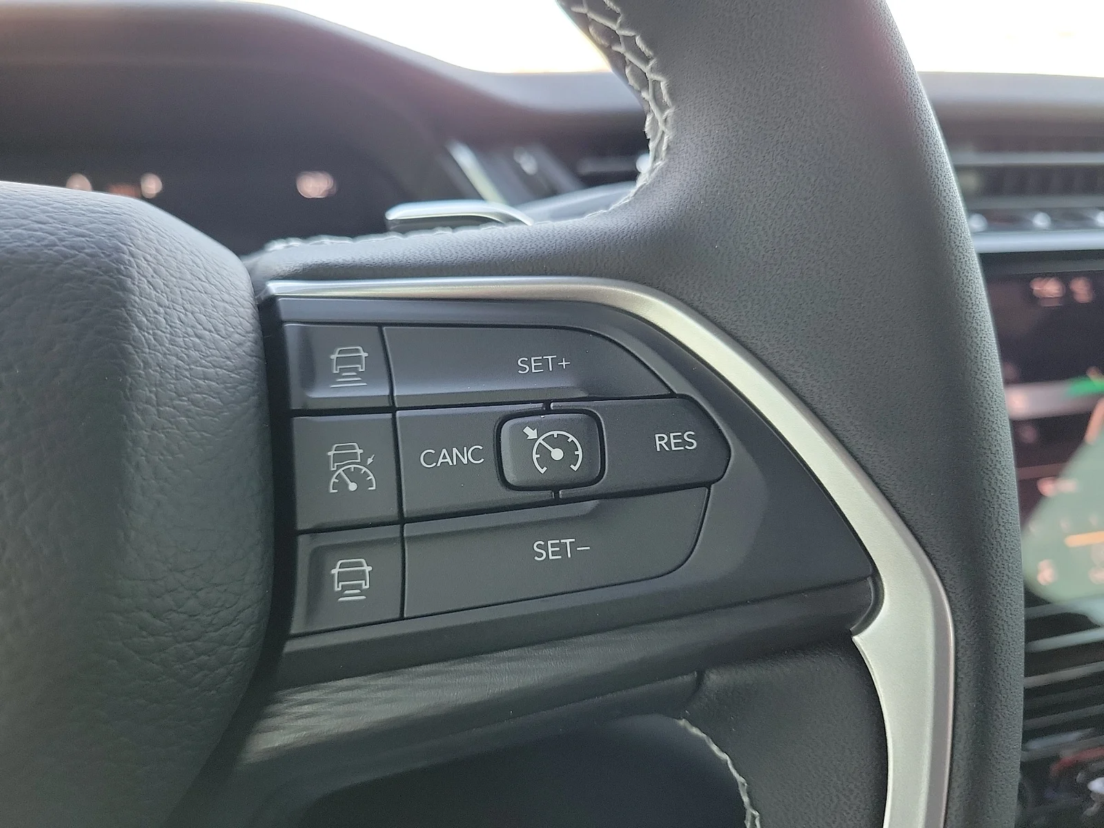 New 2025 PAS Baltic Grey Jeep LAREDO 4X4 image 19