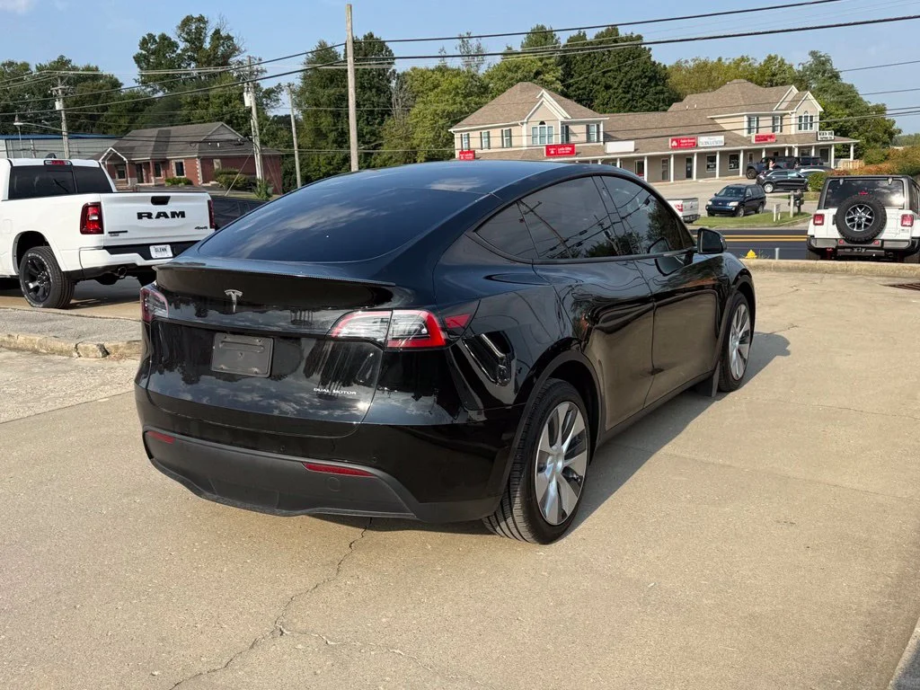 Used 2022 Black Tesla Long Range image 6