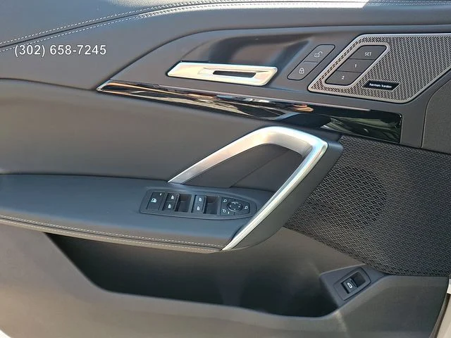 New 2026 Mineral White Metallic BMW xDrive28i image 10