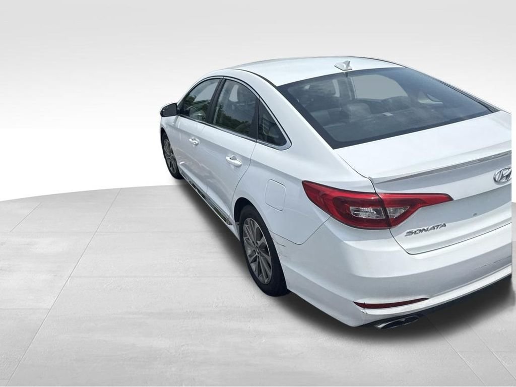 Used 2016 White Hyundai Sport image 12