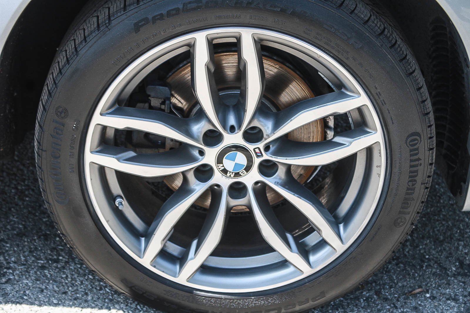 Used 2017 Glacier Silver Metallic BMW xDrive28i image 10