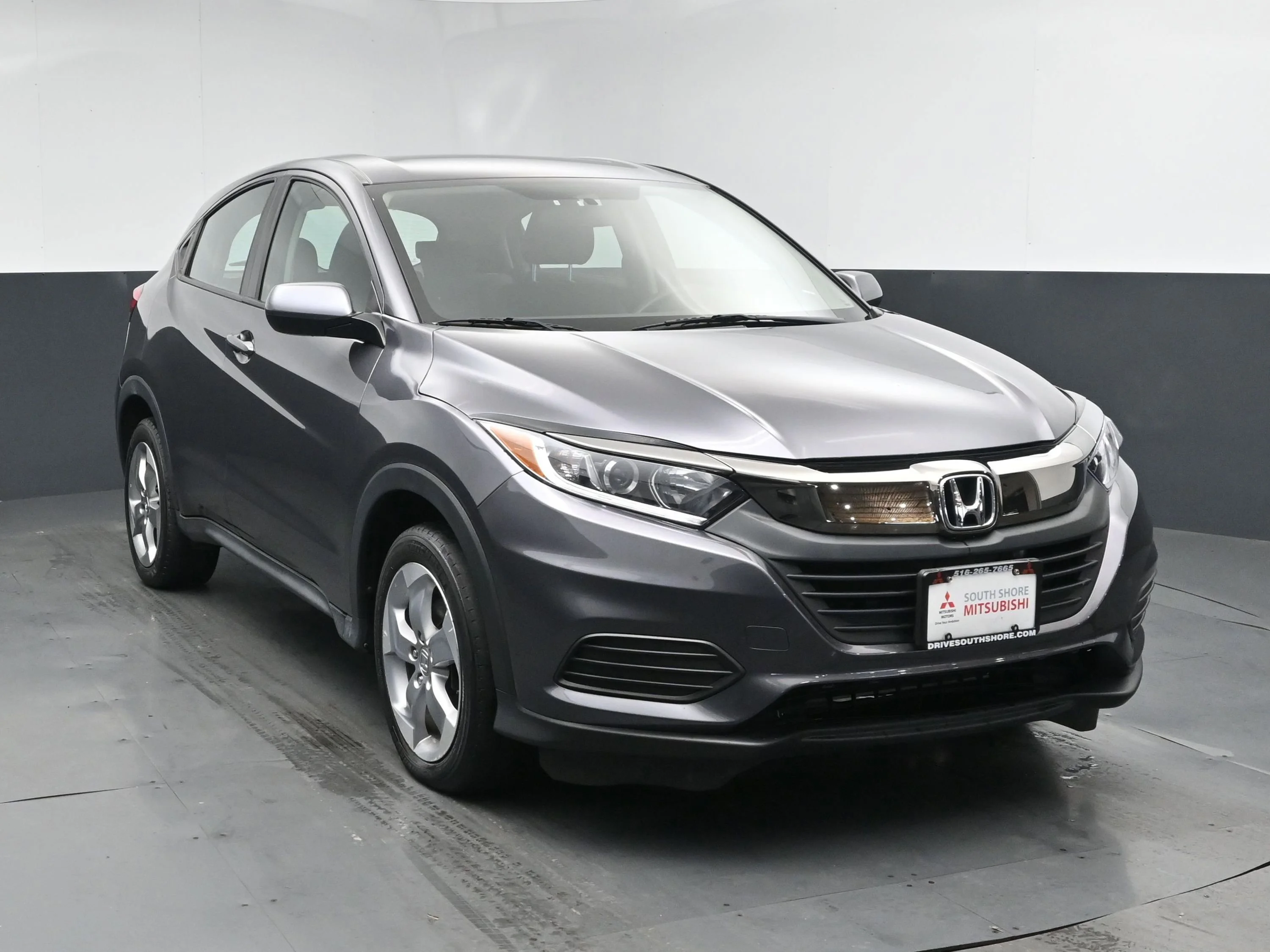 Used 2020 Honda HR-V LX with VIN 3CZRU6H37LM723398 for sale in Freeport, NY