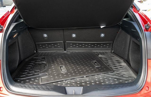 Used 2022 Red Toyota XLE image 33