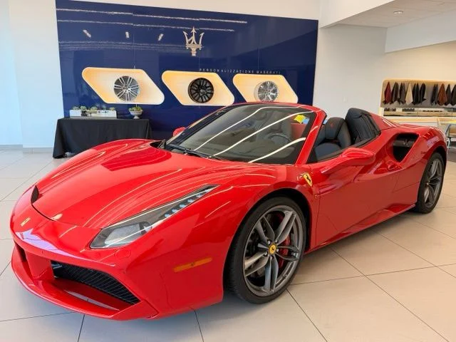 Used 2018 Rosso Corsa Ferrari Base image 2
