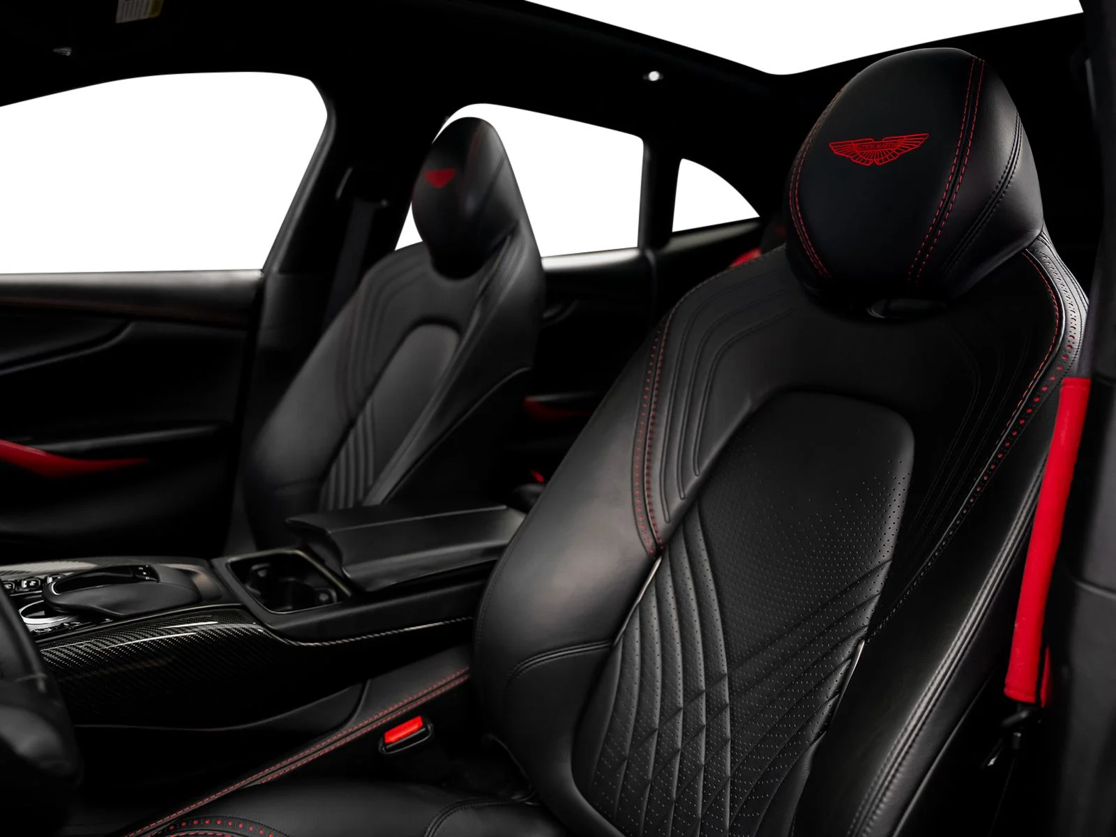 Used 2021 Blue Aston Martin Base image 32
