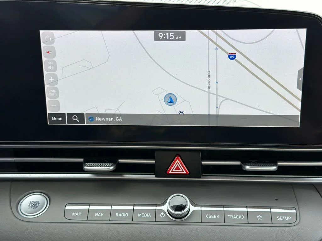 Used 2024 Red Hyundai SEL image 28