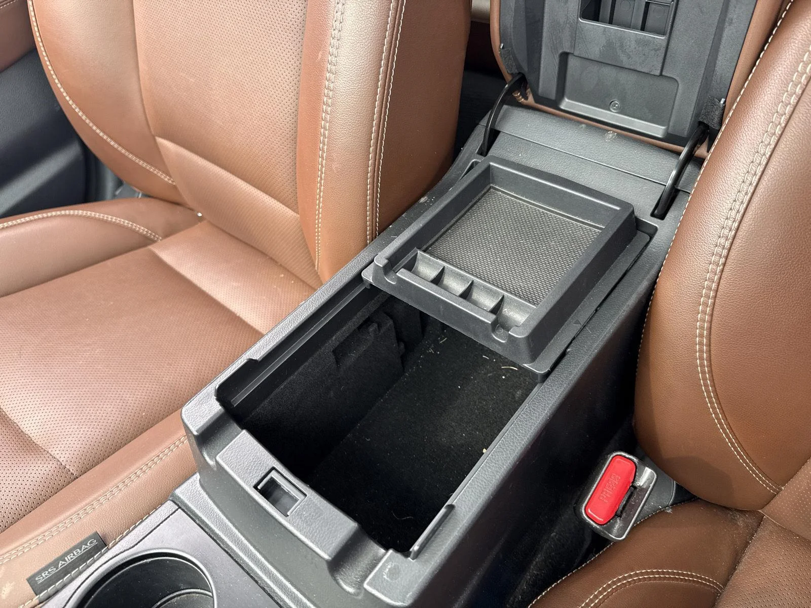 Used 2019 Crystal White Pearl Subaru Touring image 16
