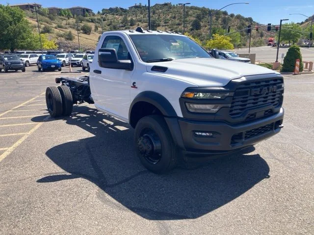 New 2025 Bright White Clear-Coat Exterior Paint RAM Tradesman image 4