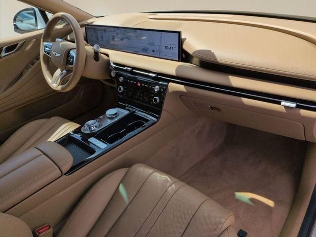 Used 2025 White Genesis 2.5T image 19