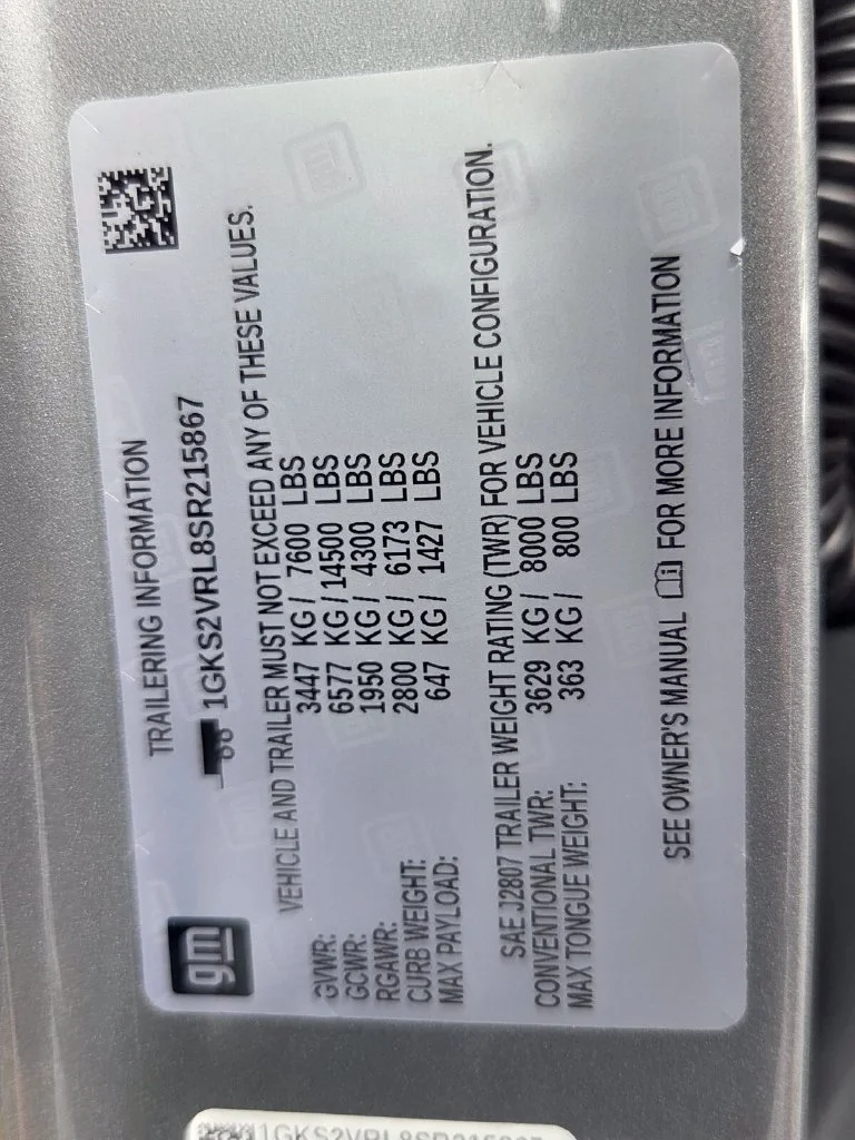 Used 2025 Sterling Metallic GMC AT4 Ultimate image 26