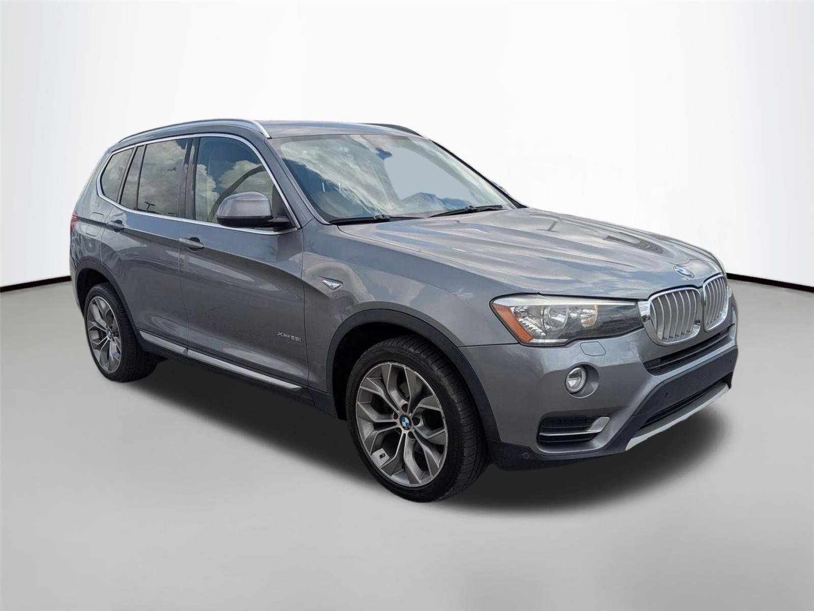 Used 2016 Space Gray Metallic BMW xDrive28i image 3