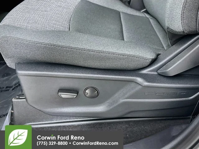New 2026 Oxford White Ford XLT image 19