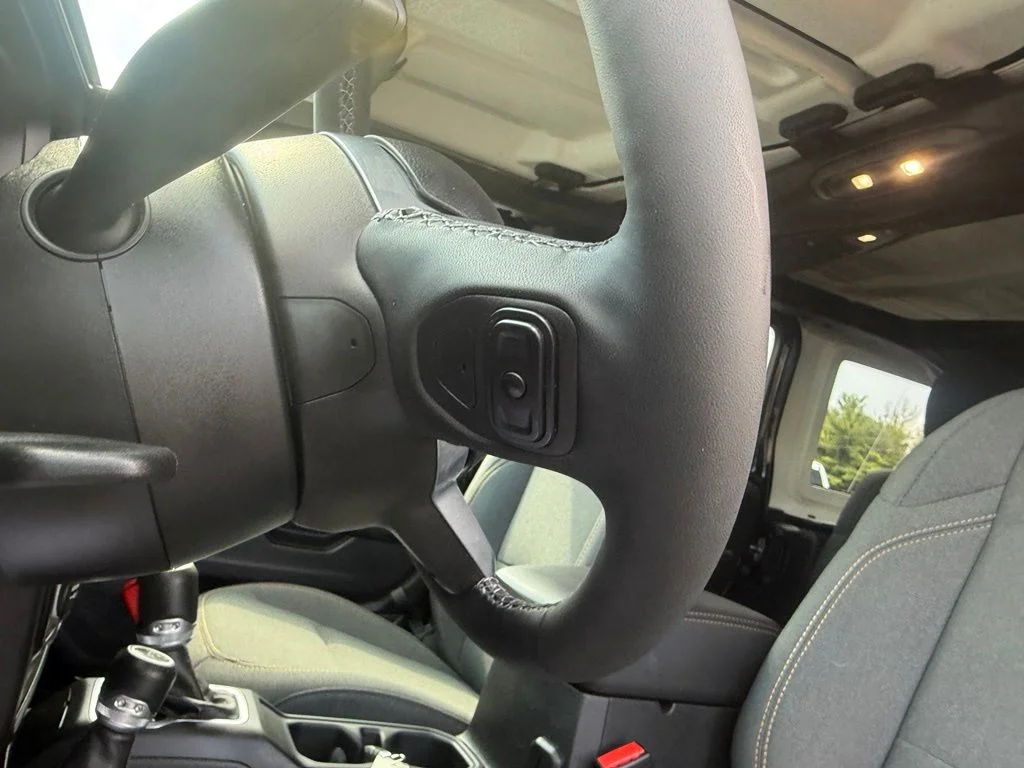 Used 2025 Black Jeep Sahara 4xe image 16