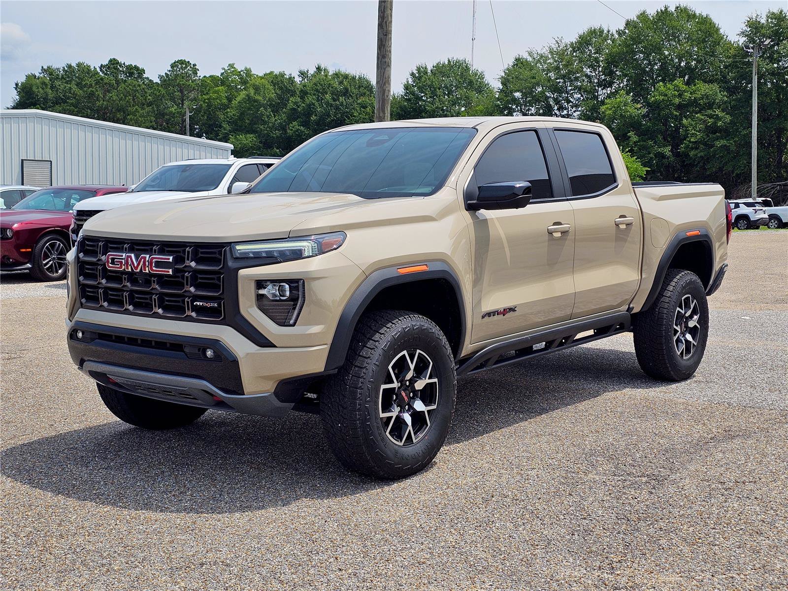2023 GMC Canyon