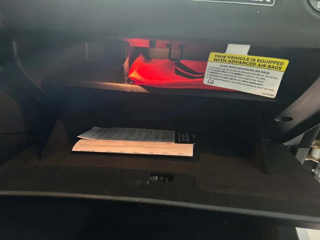 Used 2019 White Dodge SXT image 21