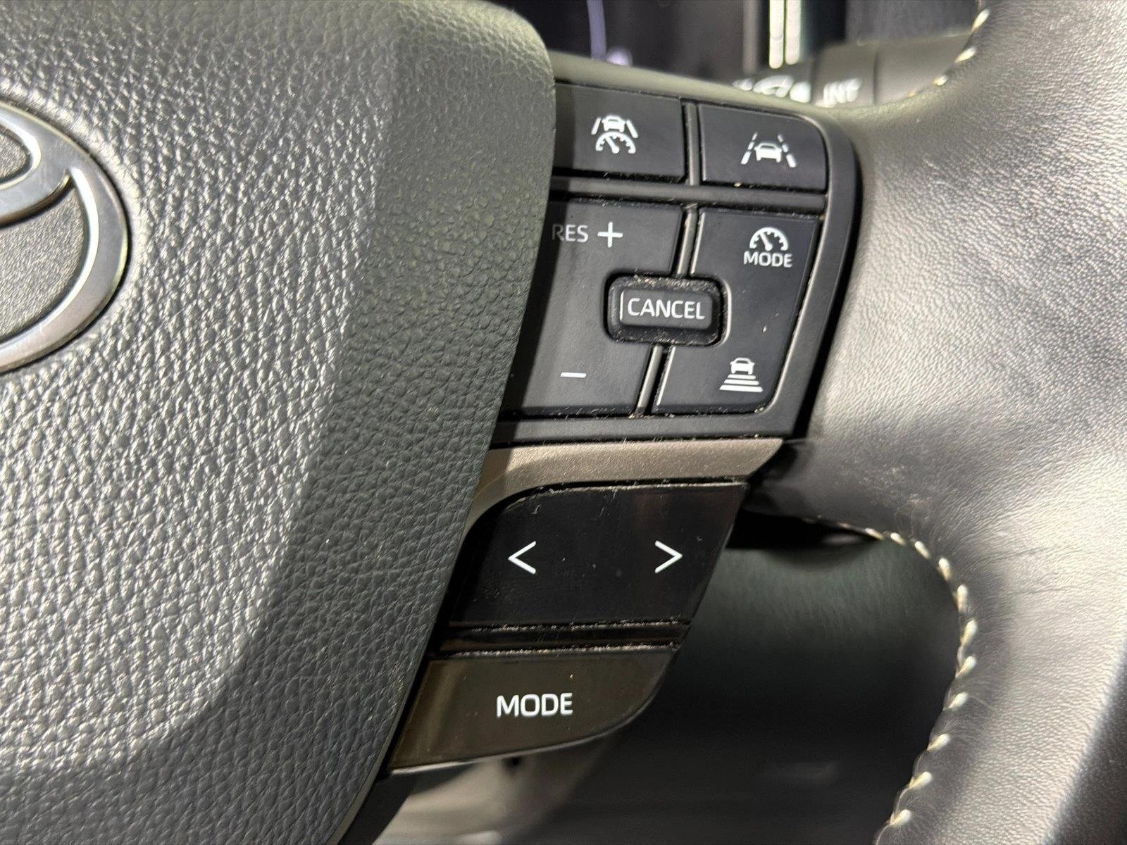 Used 2025 Midnight Black Metallic Toyota SE image 25