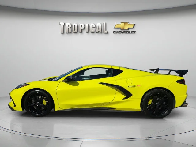 Used 2022 Accelerate Yellow Metallic Chevrolet 3LT image 2